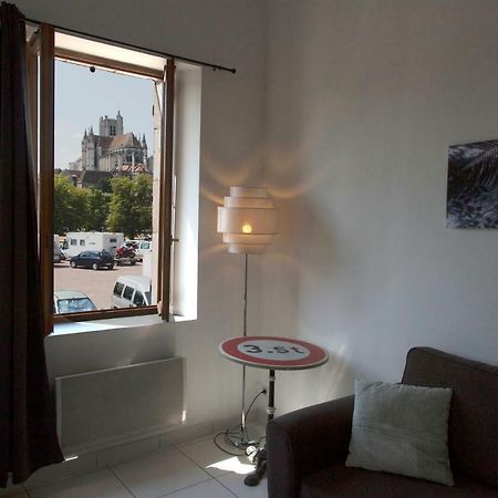 Duplex De Charmes N°1 Auxerre. Apartment Bagian luar foto