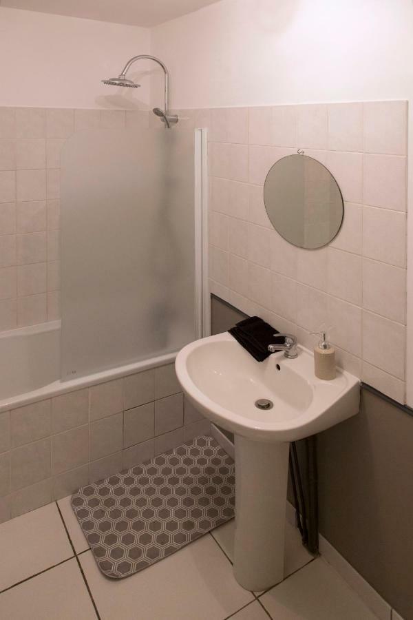 Duplex De Charmes N°1 Auxerre. Apartment Bagian luar foto