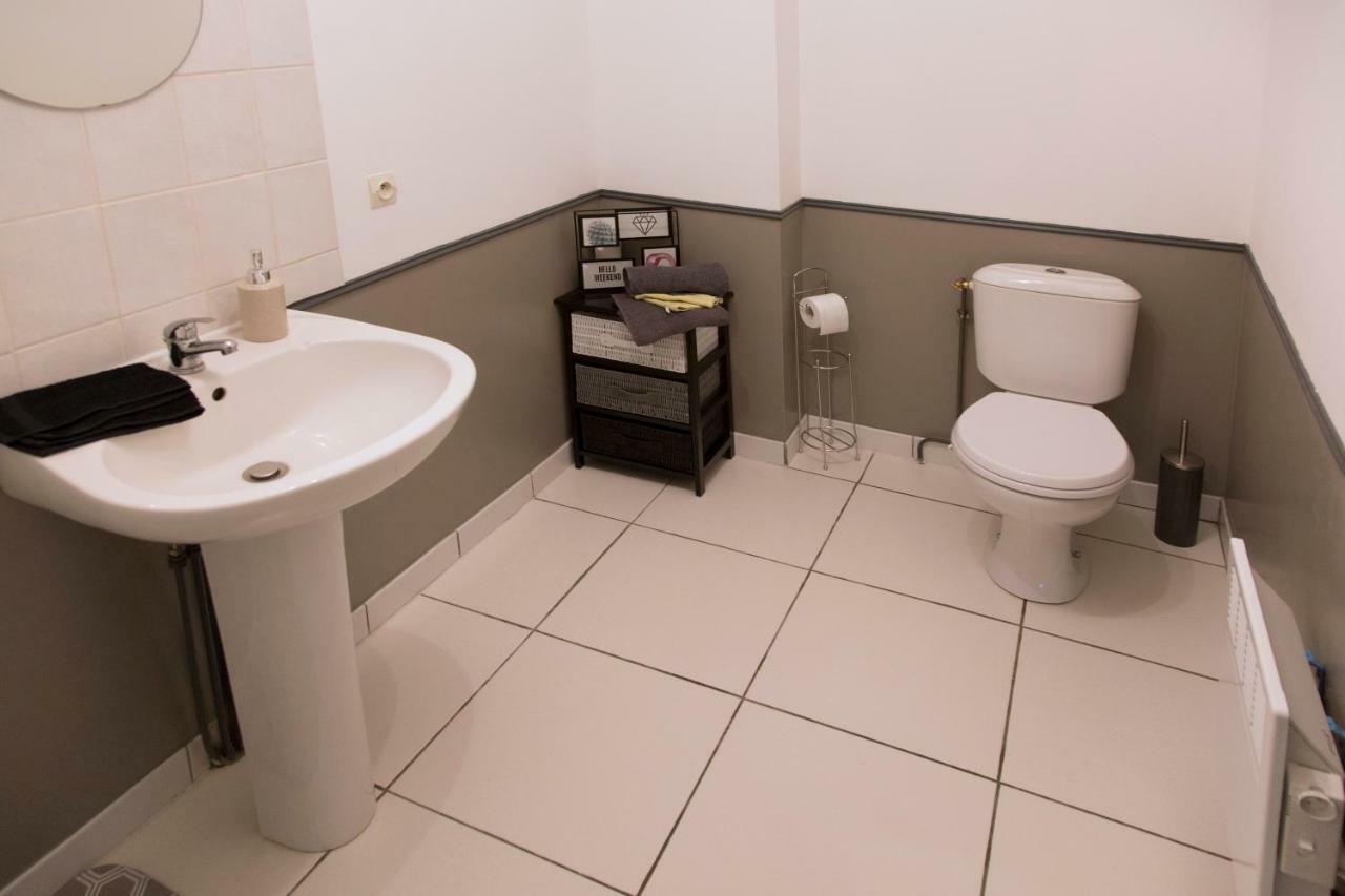Duplex De Charmes N°1 Auxerre. Apartment Bagian luar foto